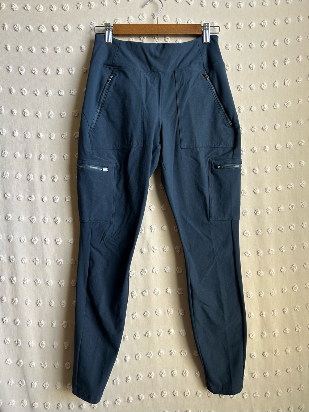 Athleta Headlands Hybrid High Rise Cargo Legging Sz 6 Navy Blue